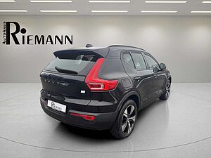 Volvo  R Design + Parkassistenz-Paket