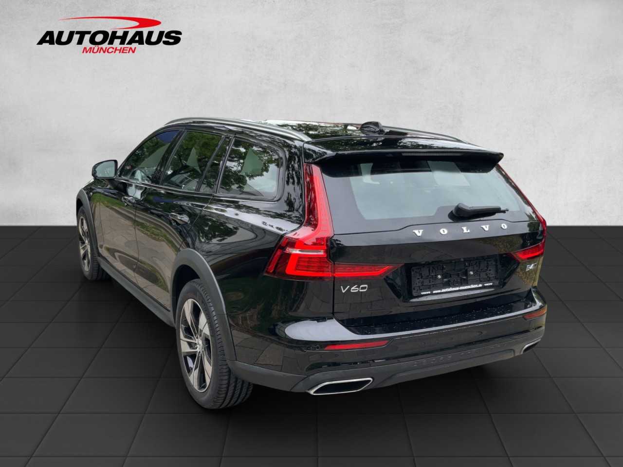 Volvo  V60 CC Pro AWD