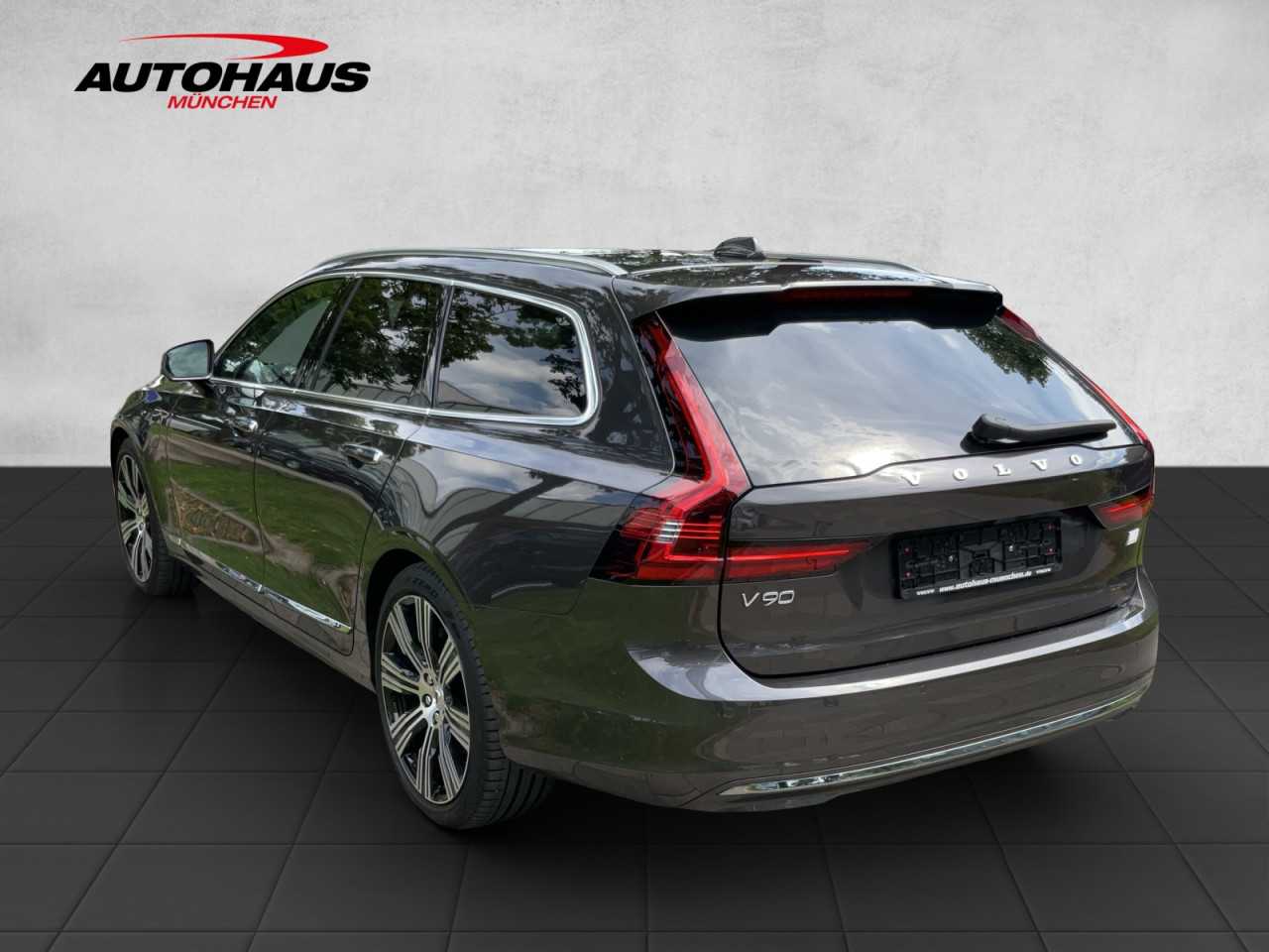 Volvo  V90 Inscription Recharge Plug-In Hybrid AWD