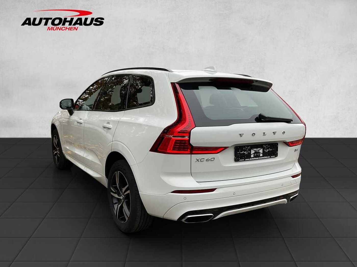 Volvo  XC 60 R Design 2WD