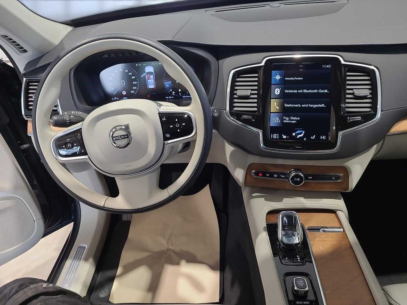 Volvo  XC90