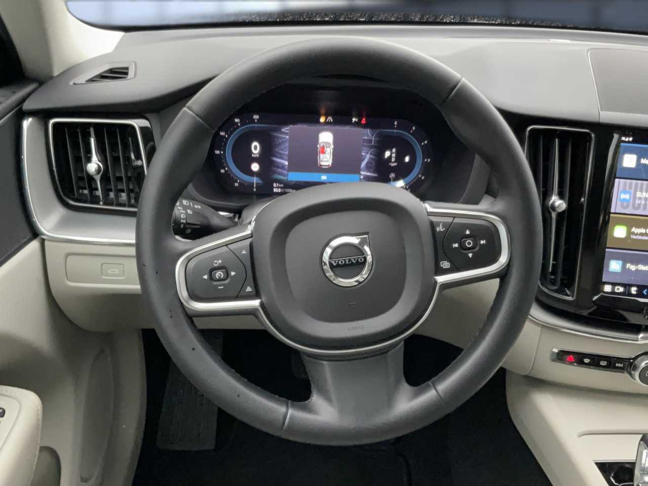 Volvo  XC 60 Core 2WD