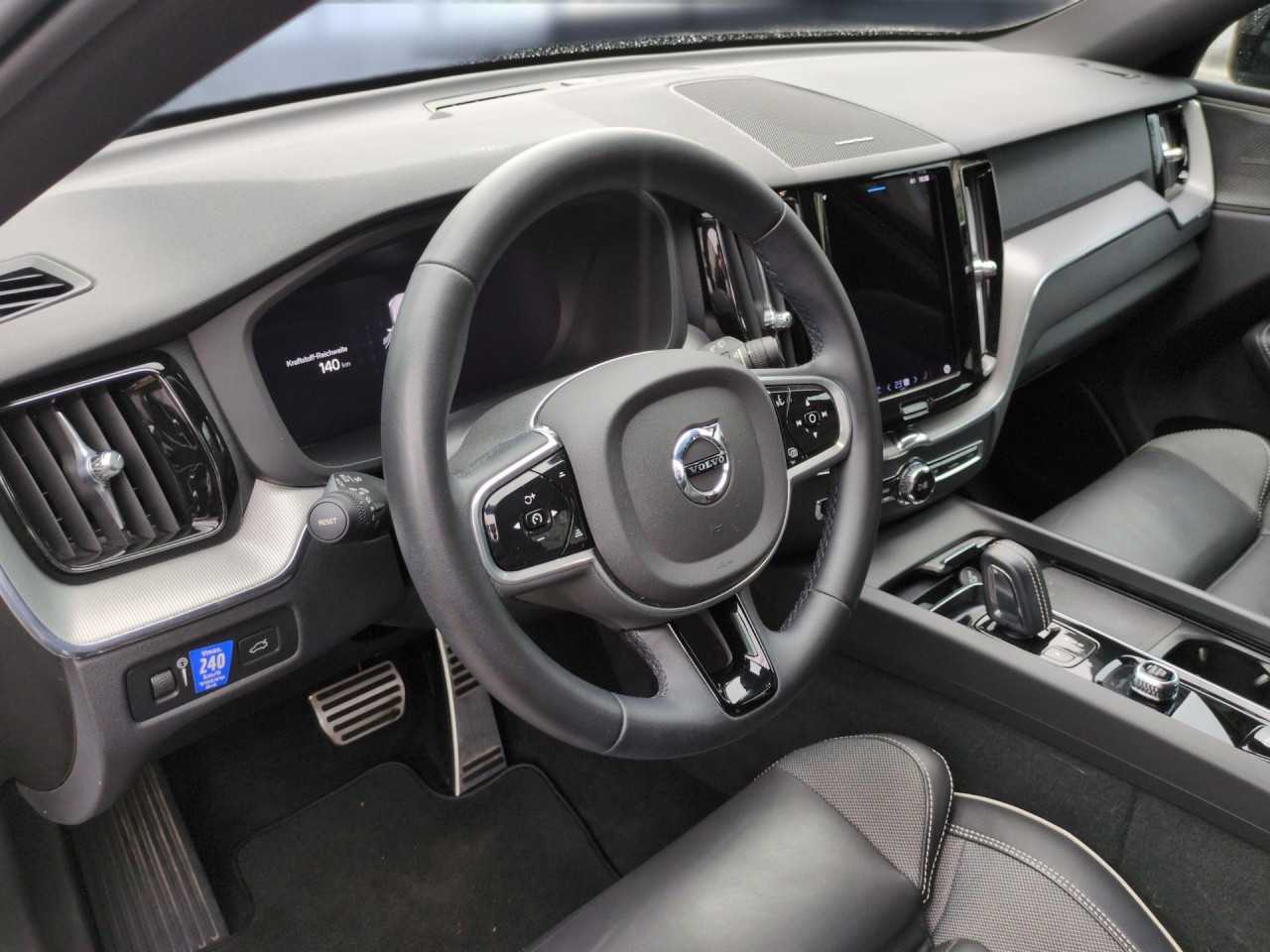 Volvo  XC60