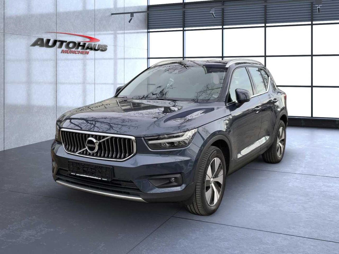 Volvo  XC40