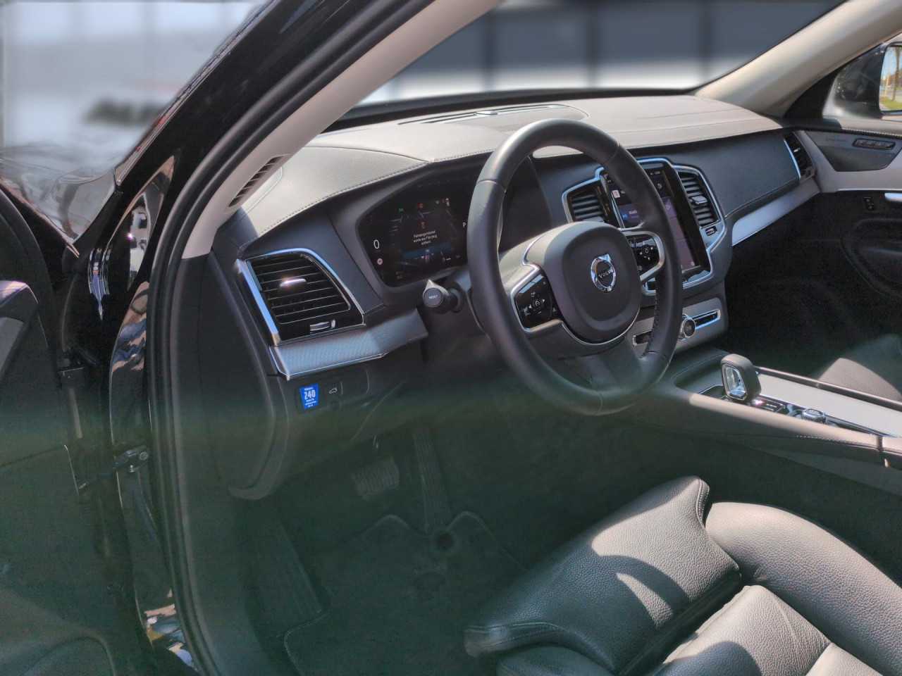 Volvo  XC90