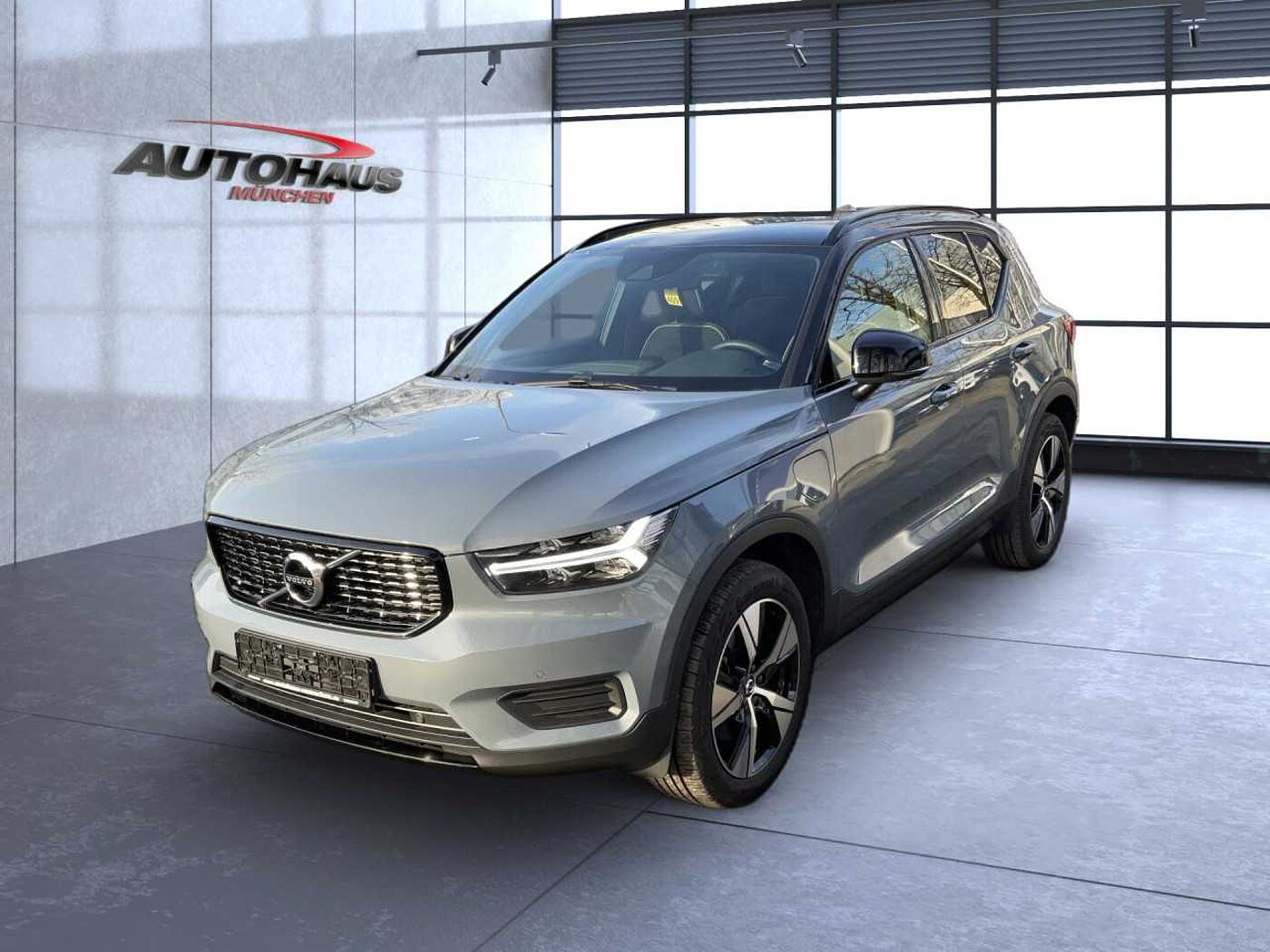 Volvo  XC40