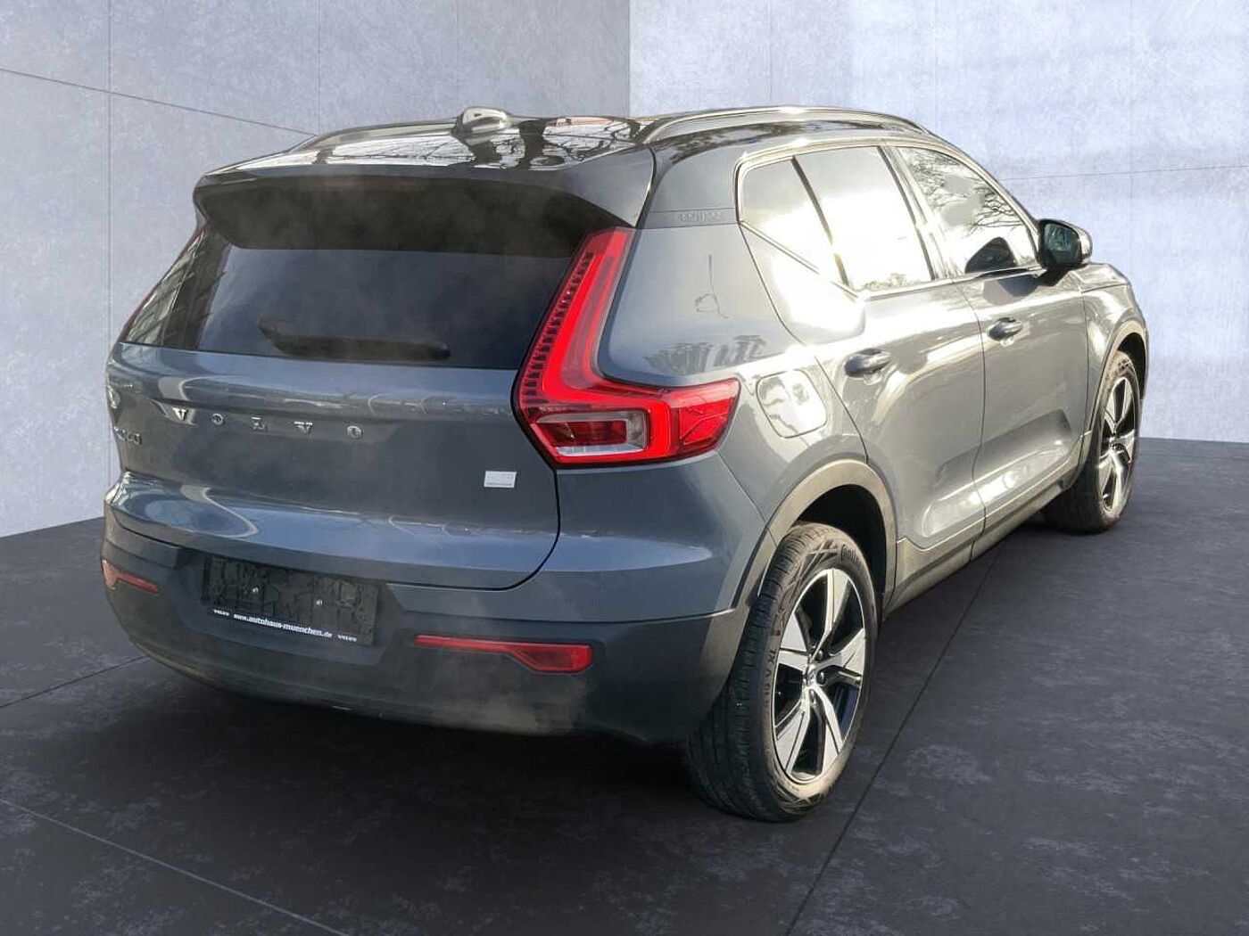 Volvo  XC40