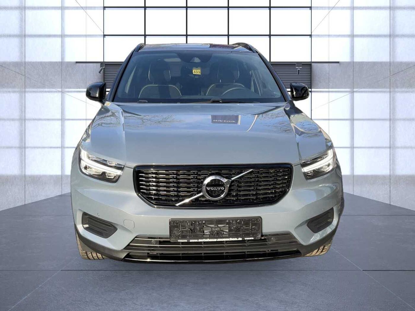 Volvo  XC40