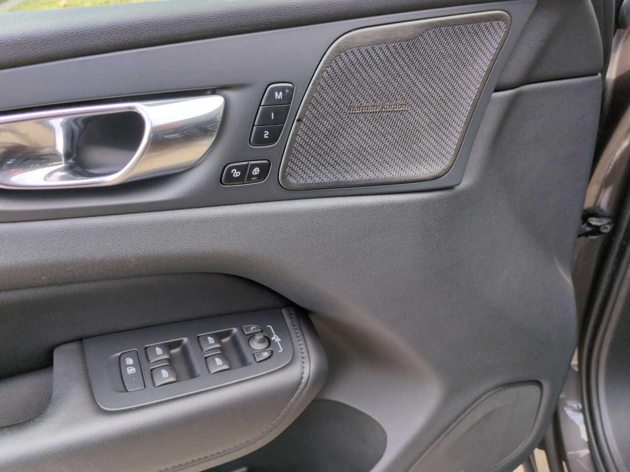 Volvo  XC60