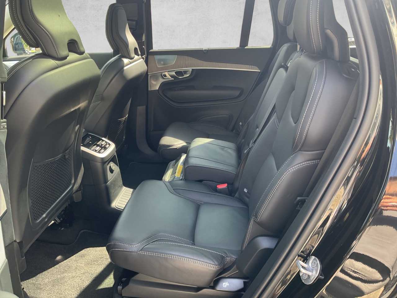 Volvo  XC90