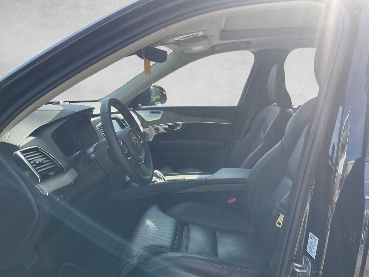 Volvo  XC90