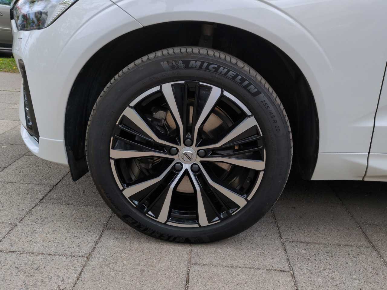 Volvo  XC60