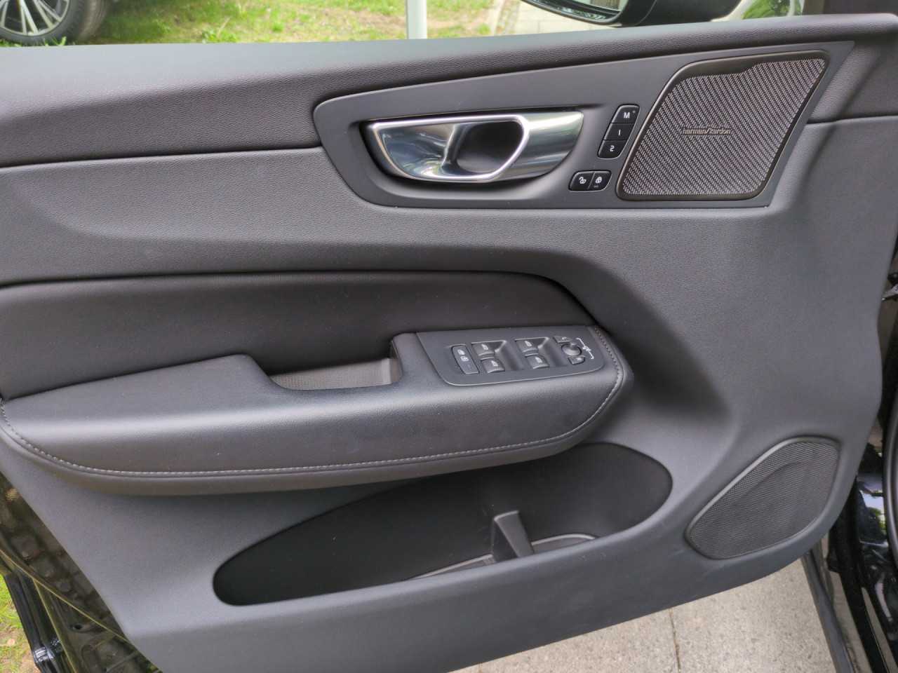 Volvo  XC60
