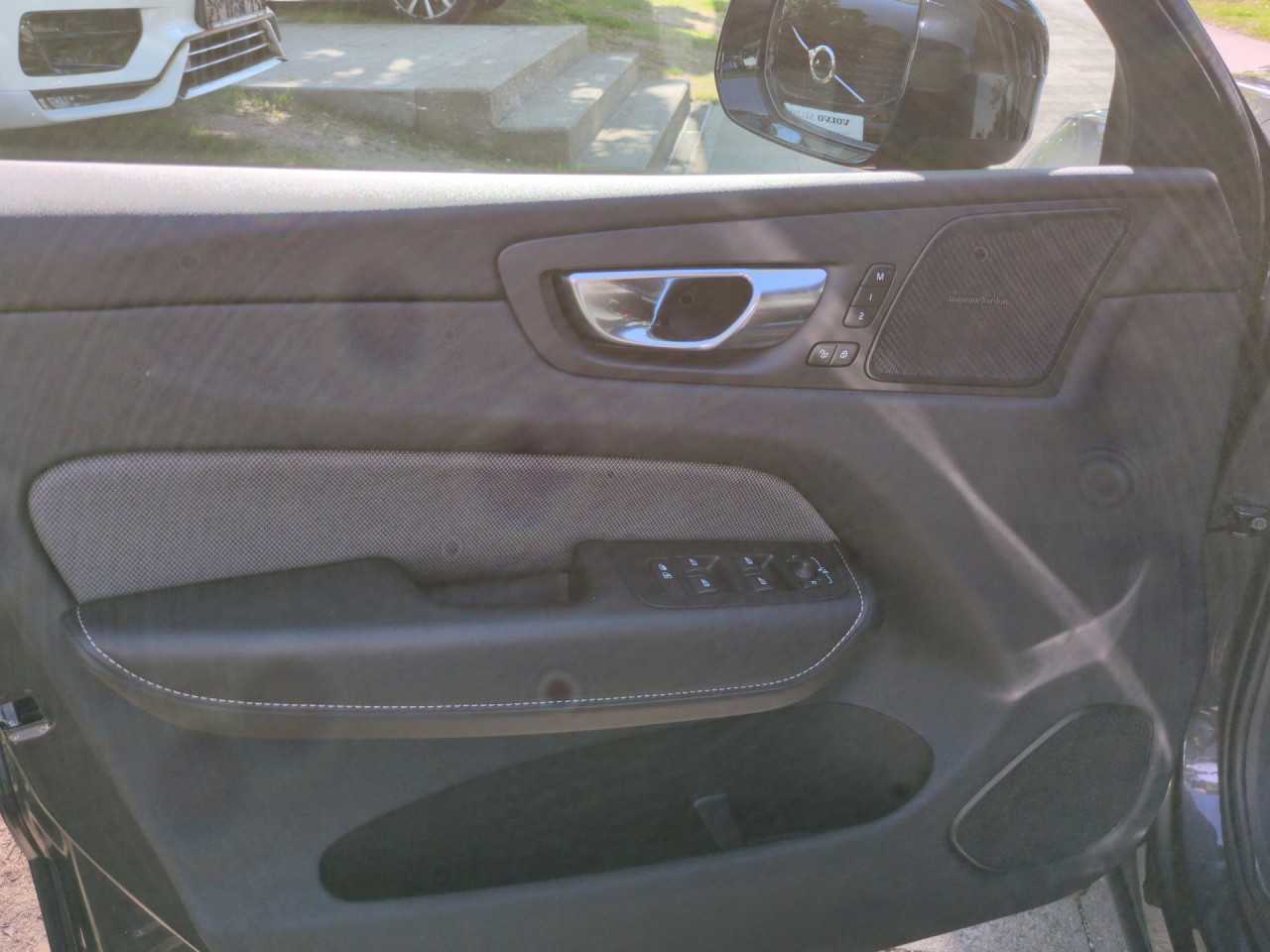Volvo  XC60