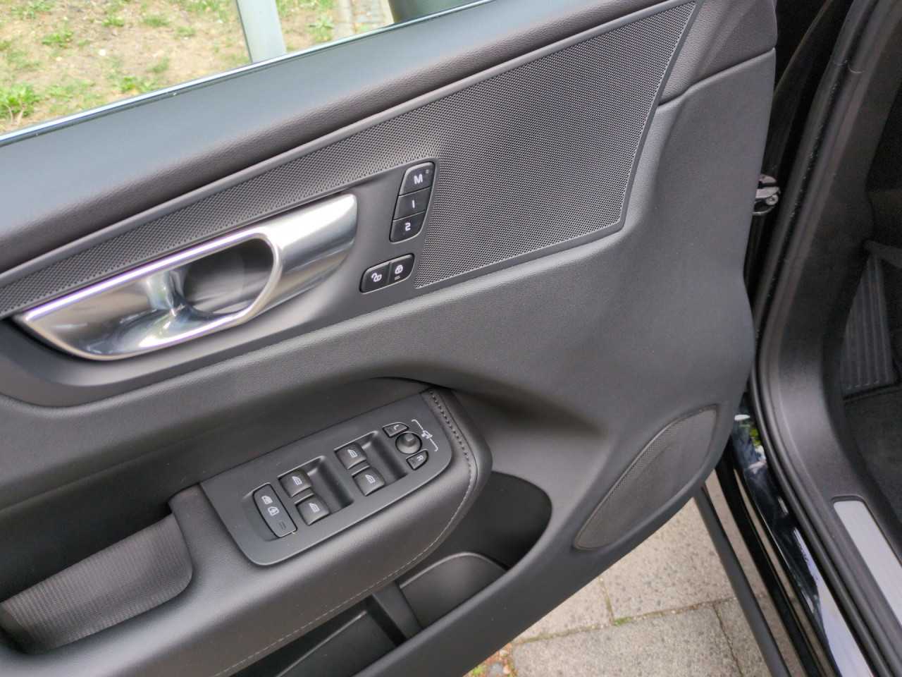 Volvo  XC60