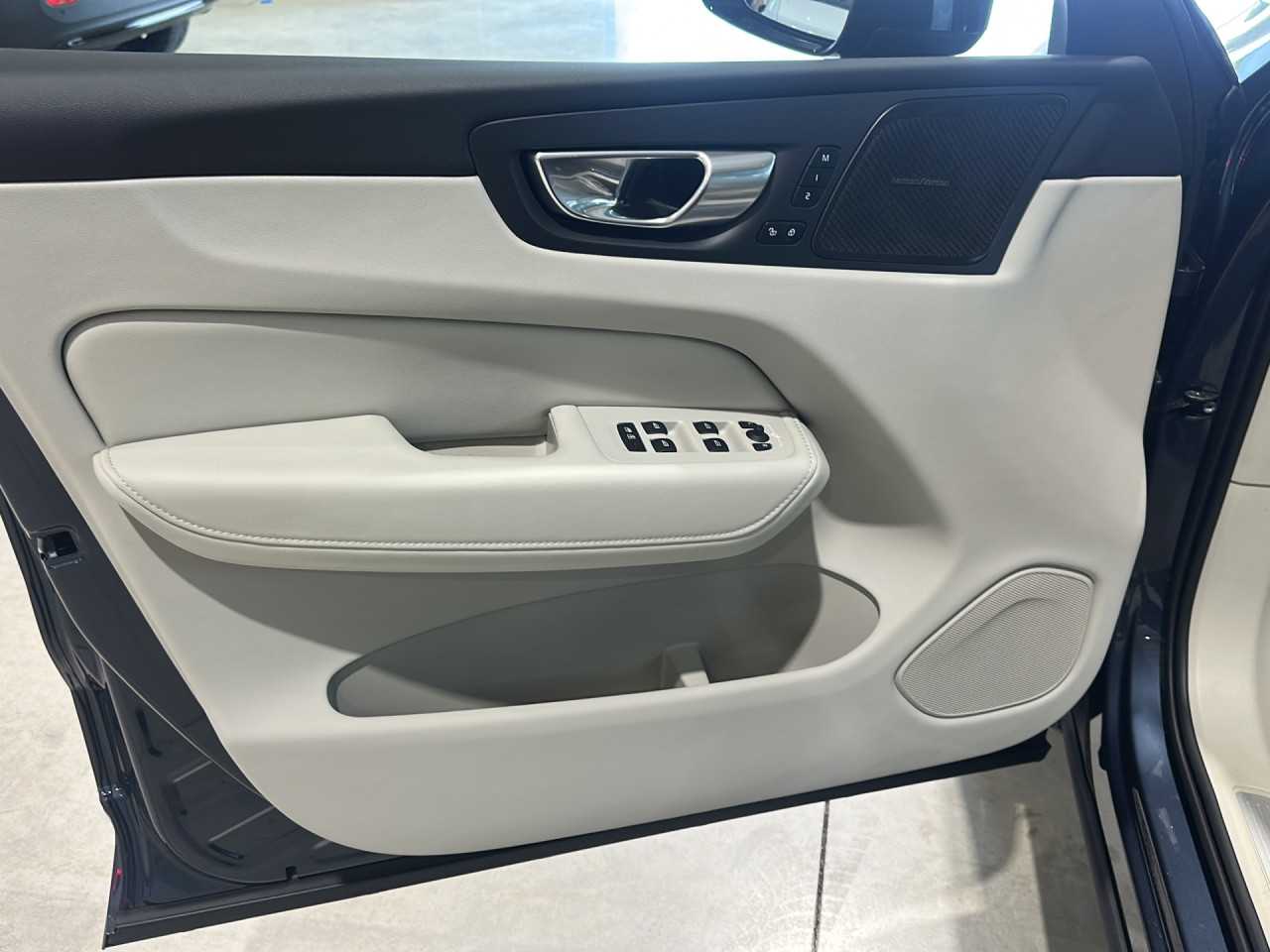 Volvo  XC60