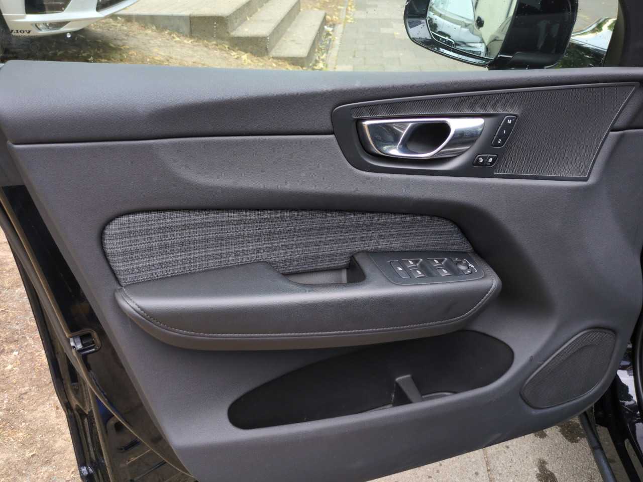 Volvo  XC60