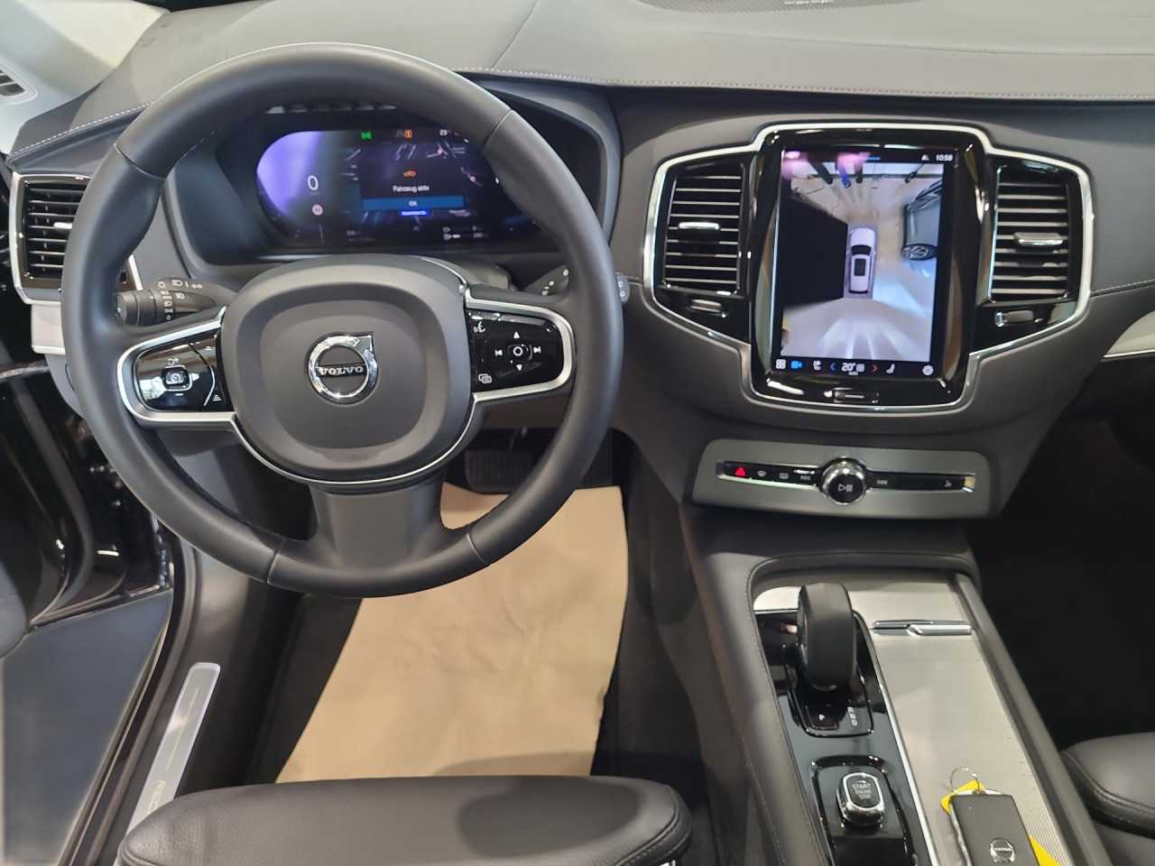 Volvo  XC90