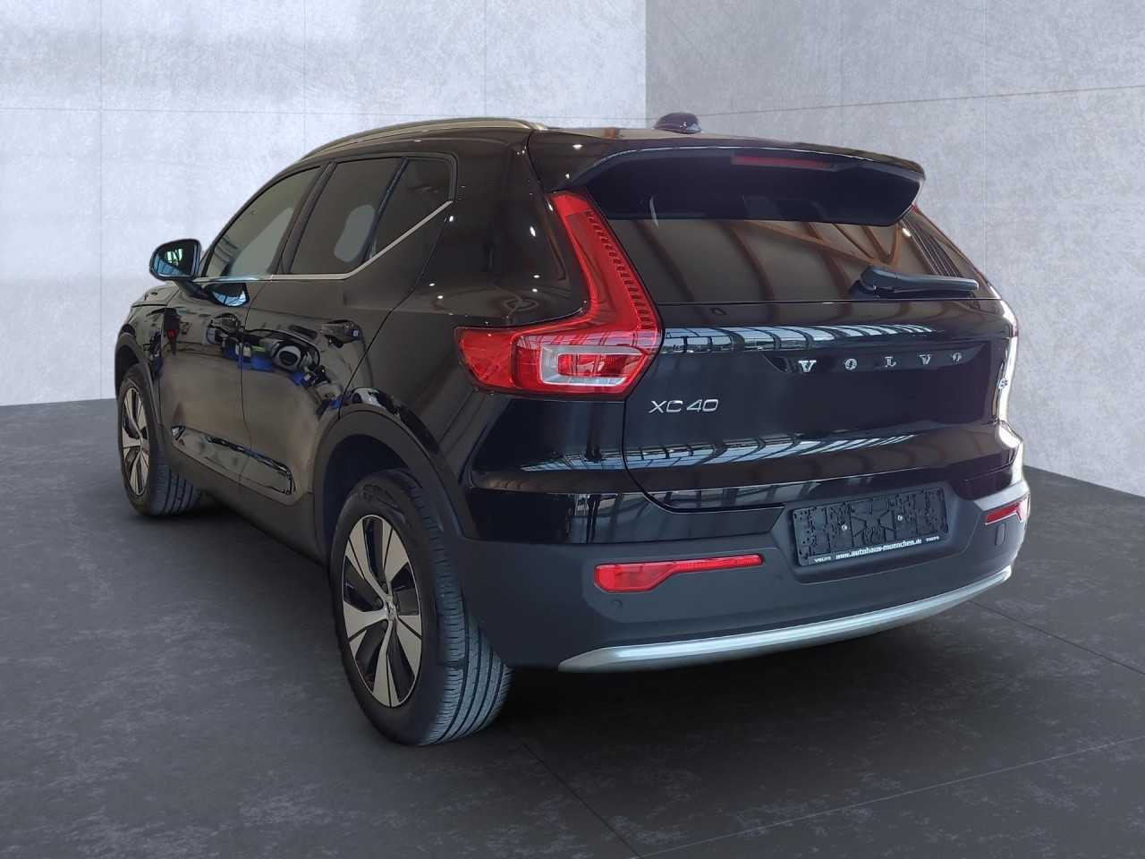 Volvo  XC40