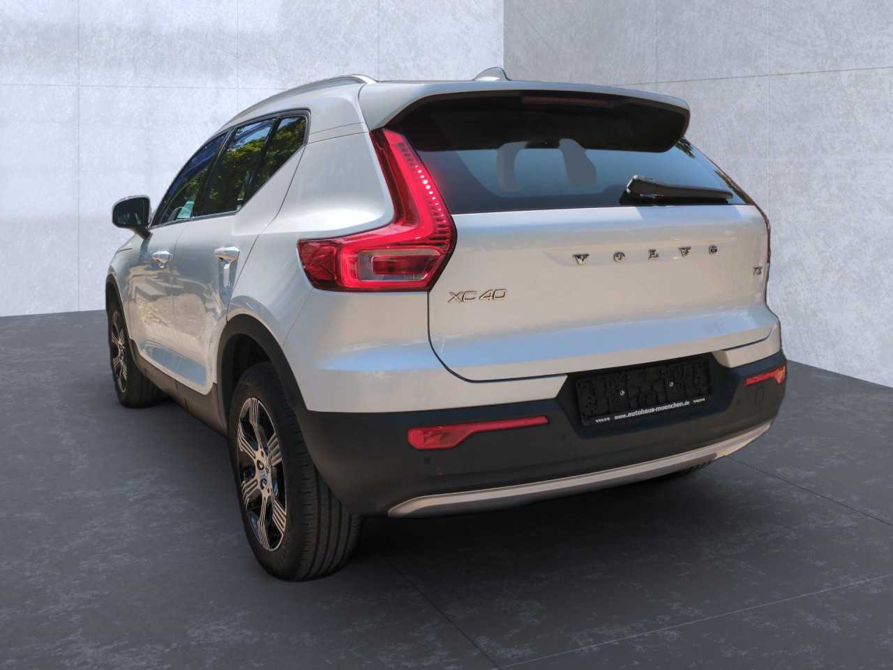 Volvo  XC40