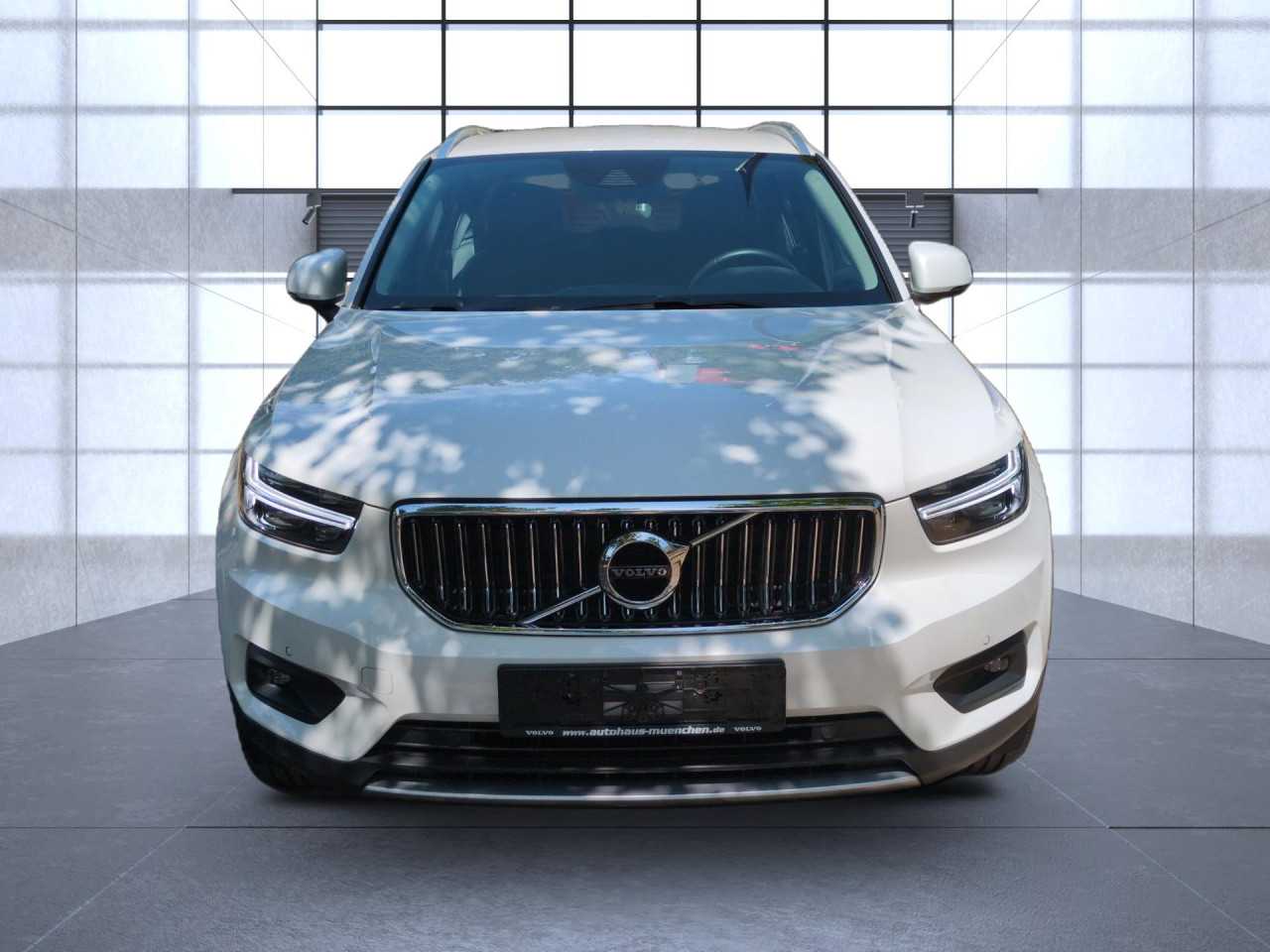 Volvo  XC40