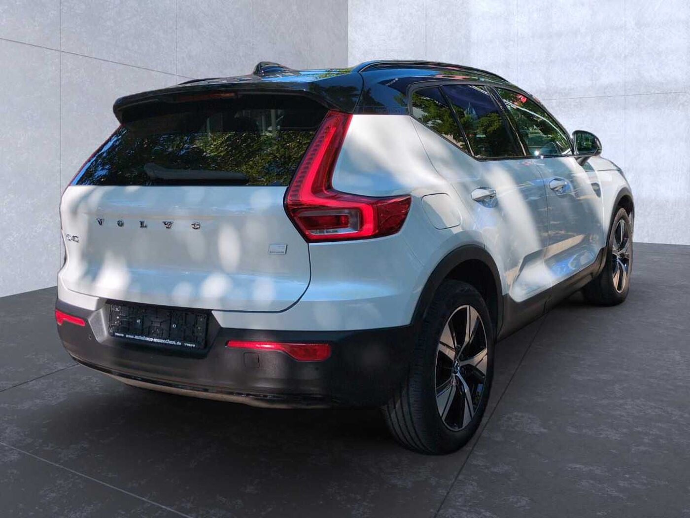 Volvo  XC40