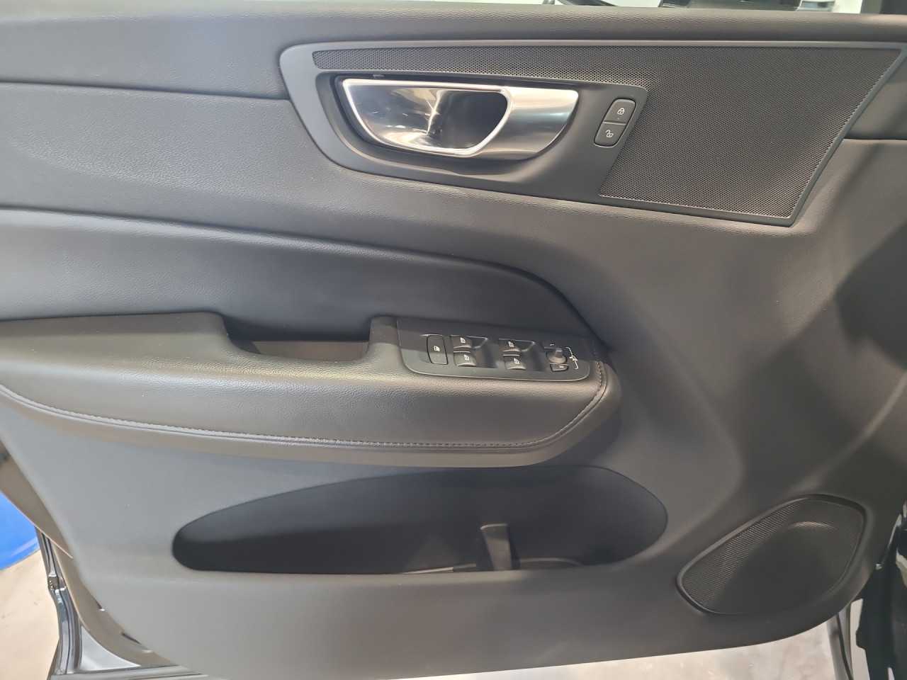 Volvo  XC60
