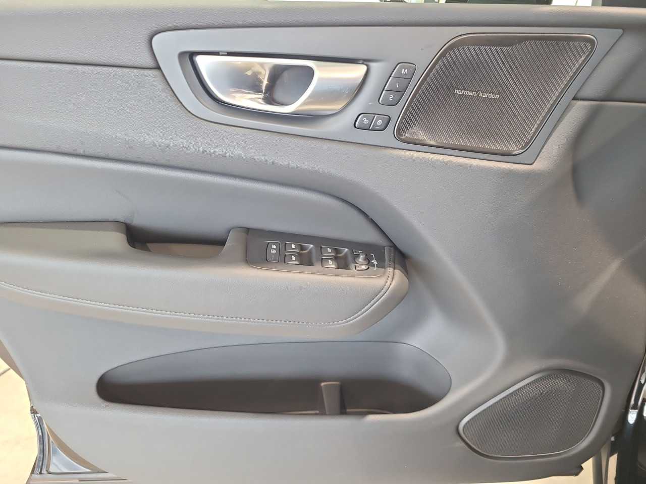 Volvo  XC60