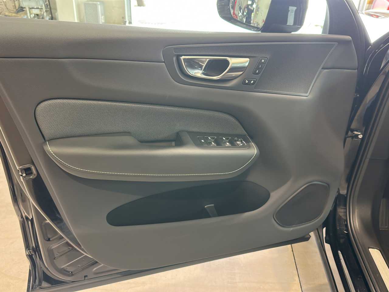 Volvo  XC60
