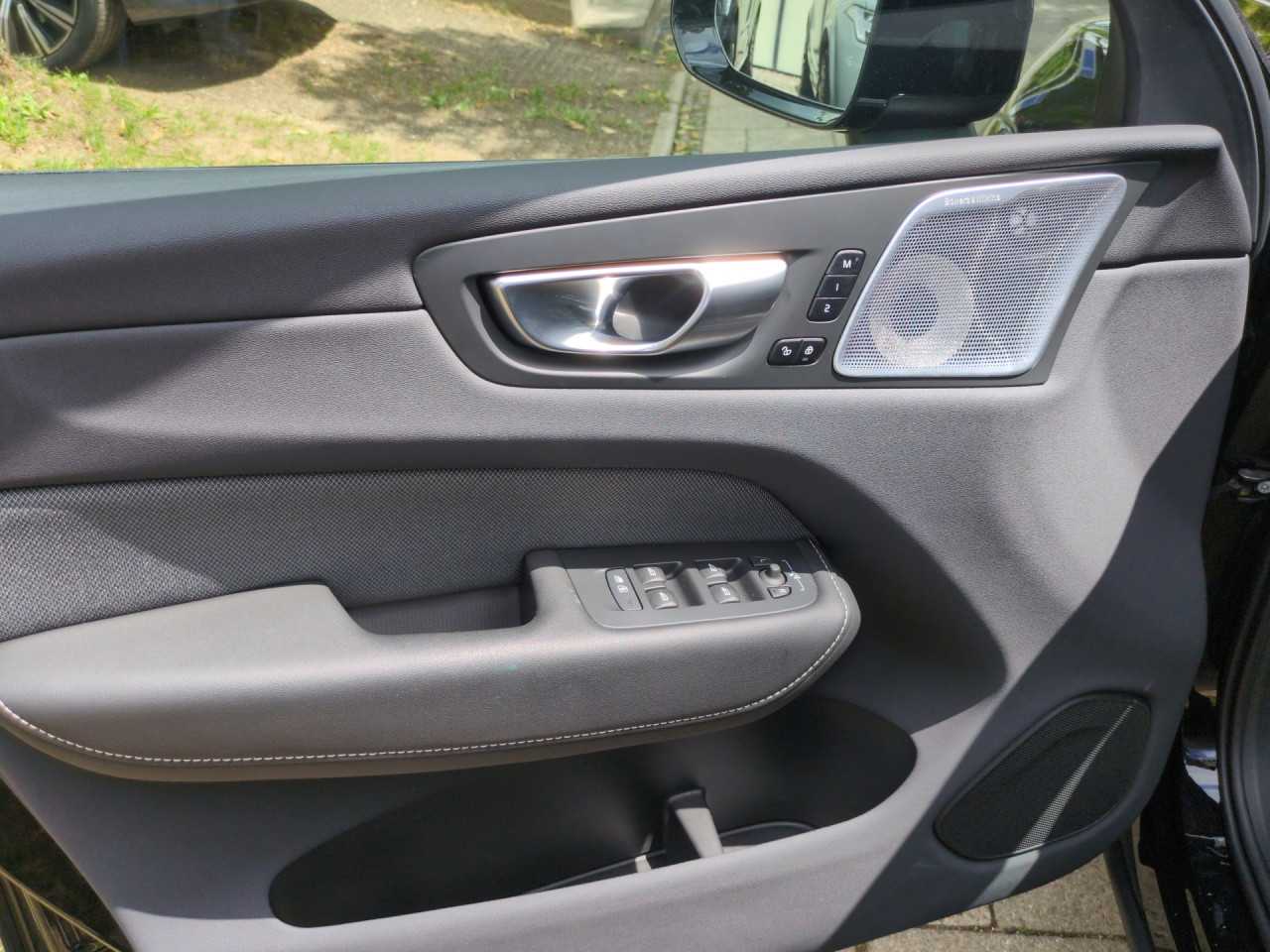 Volvo  XC60