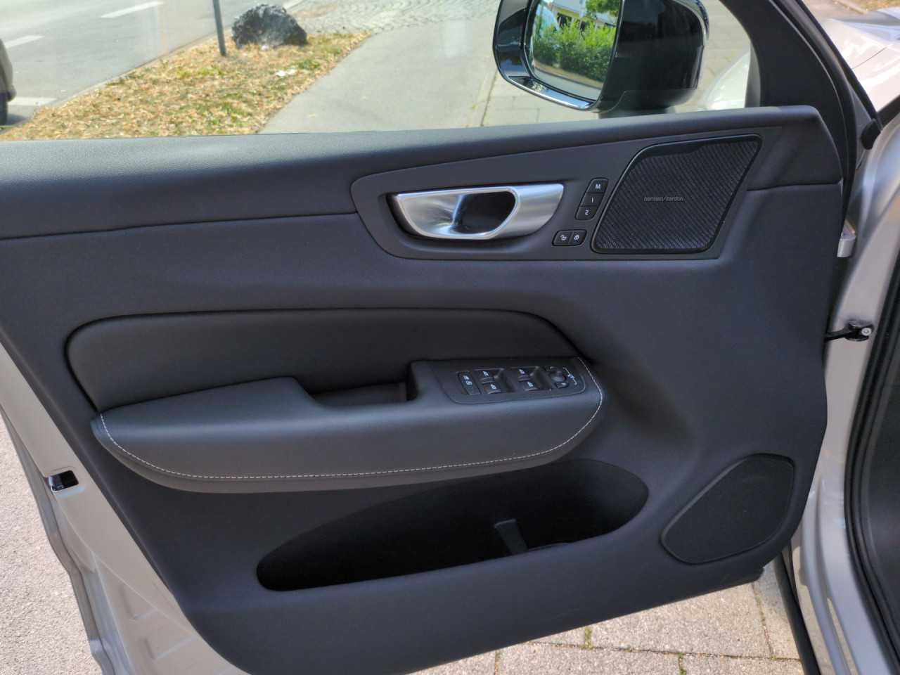 Volvo  XC60