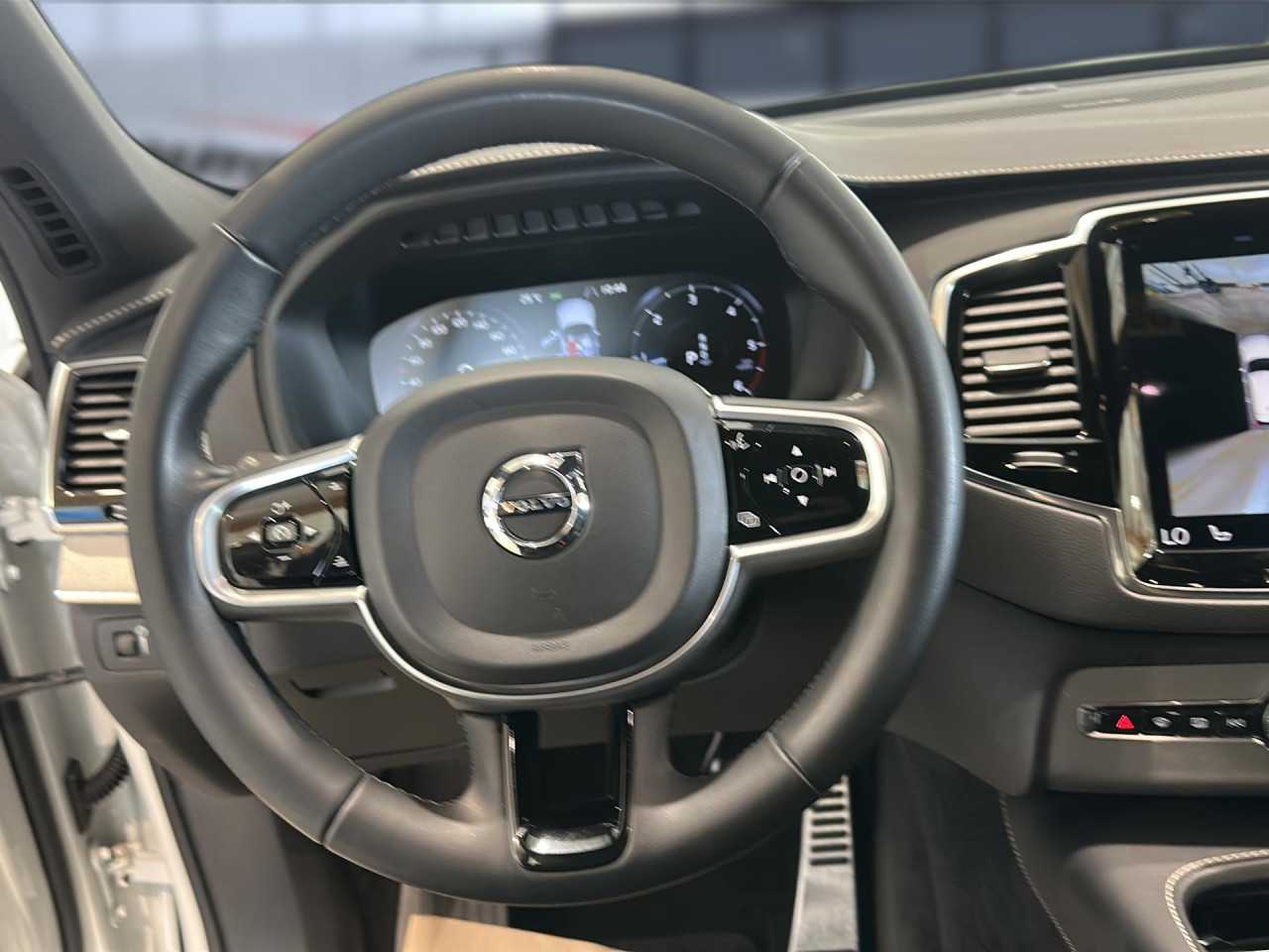 Volvo  XC90