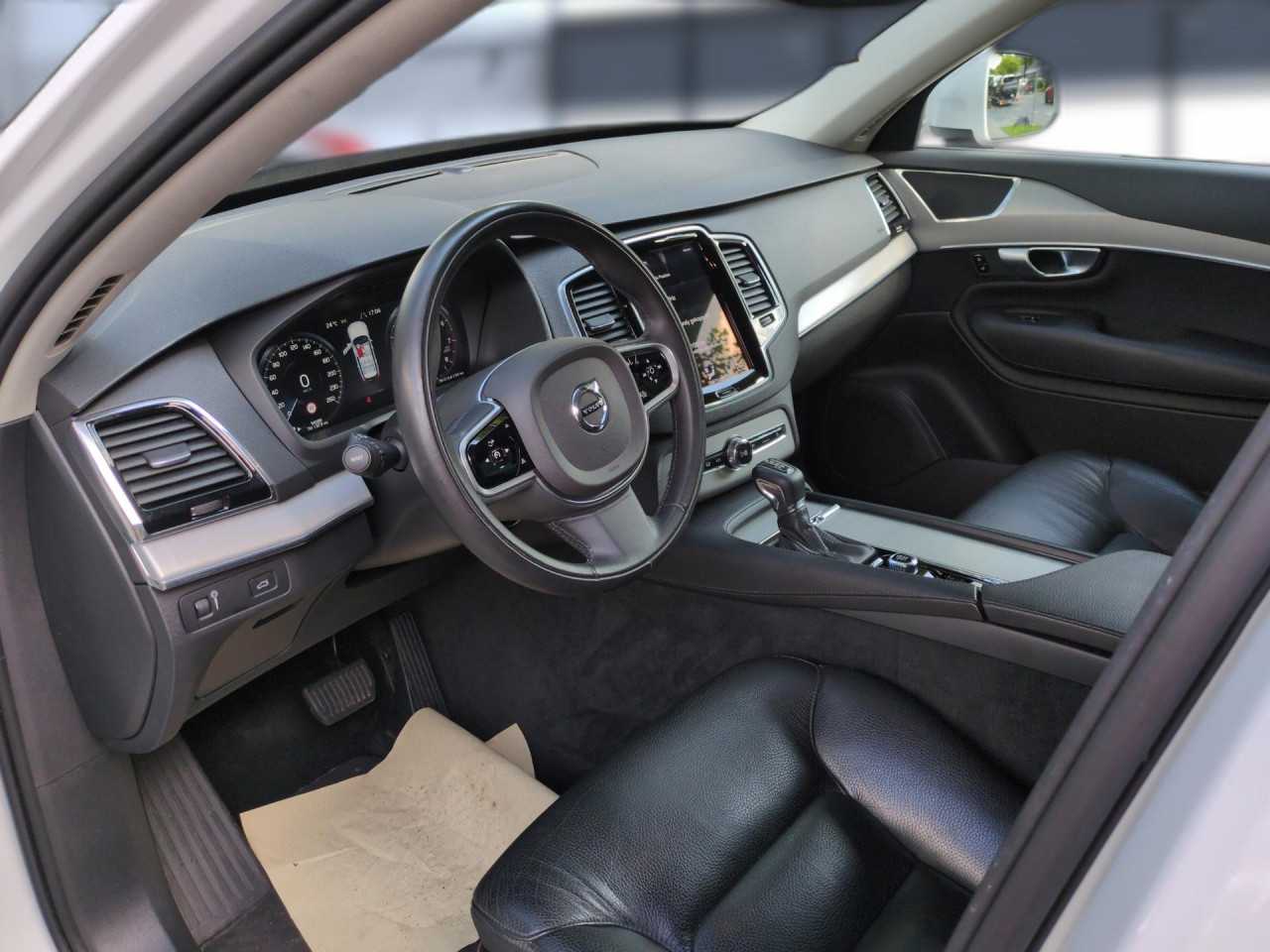 Volvo  XC90