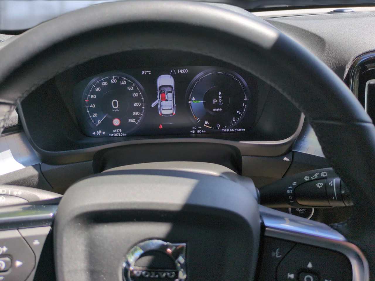 Volvo  XC40