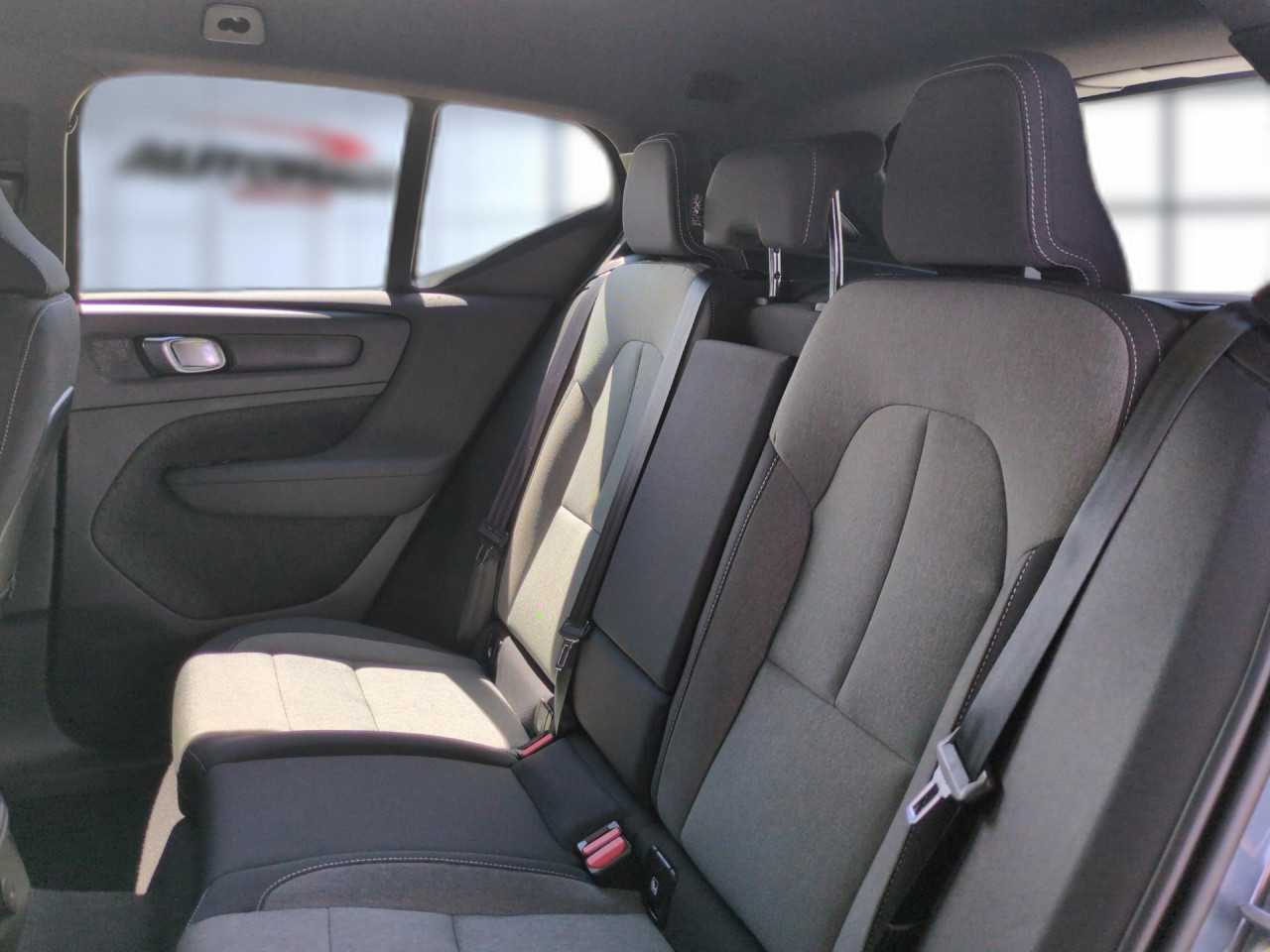 Volvo  XC40