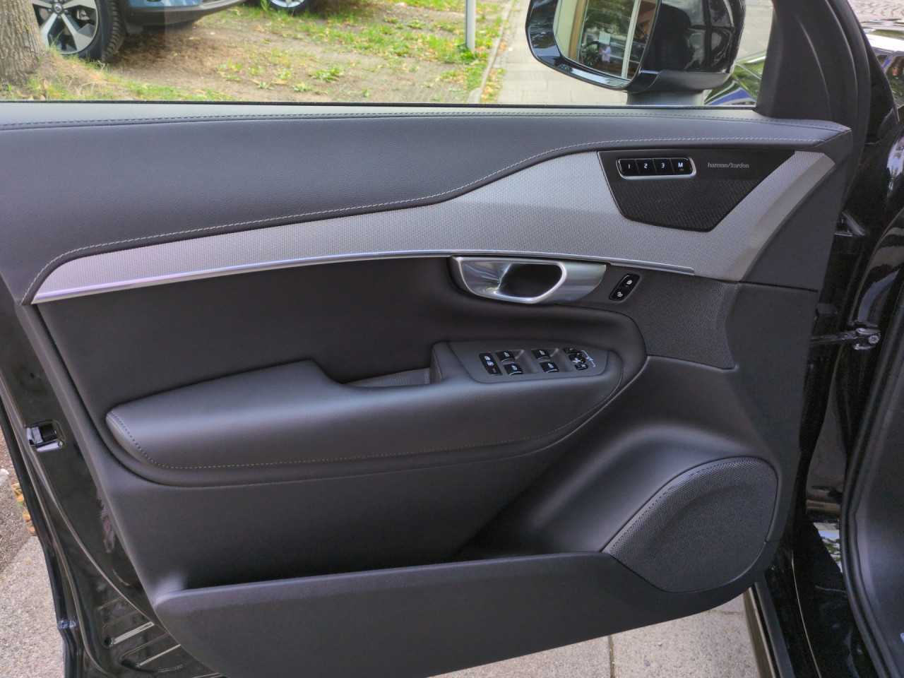 Volvo  XC90