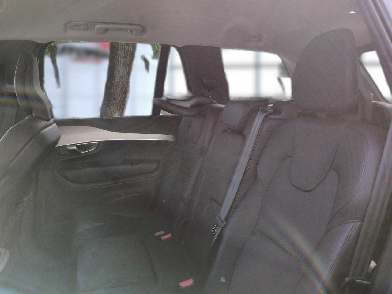 Volvo  XC90