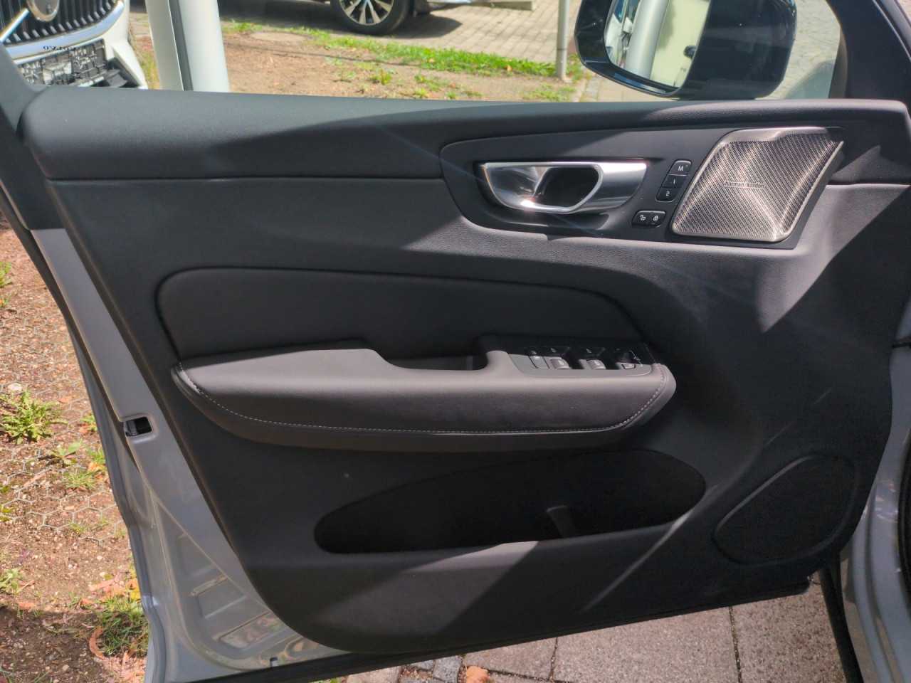 Volvo  XC60