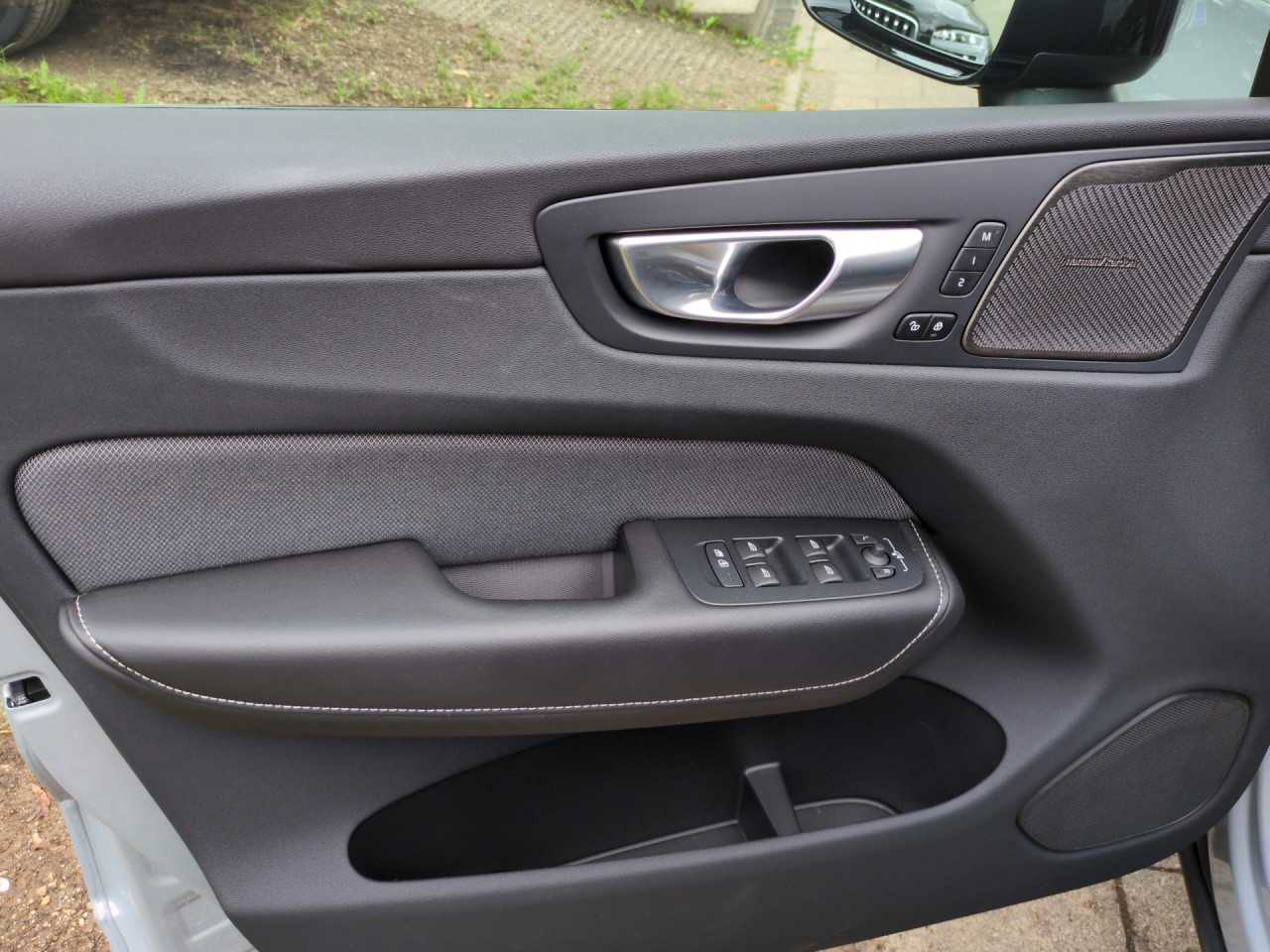 Volvo  XC60