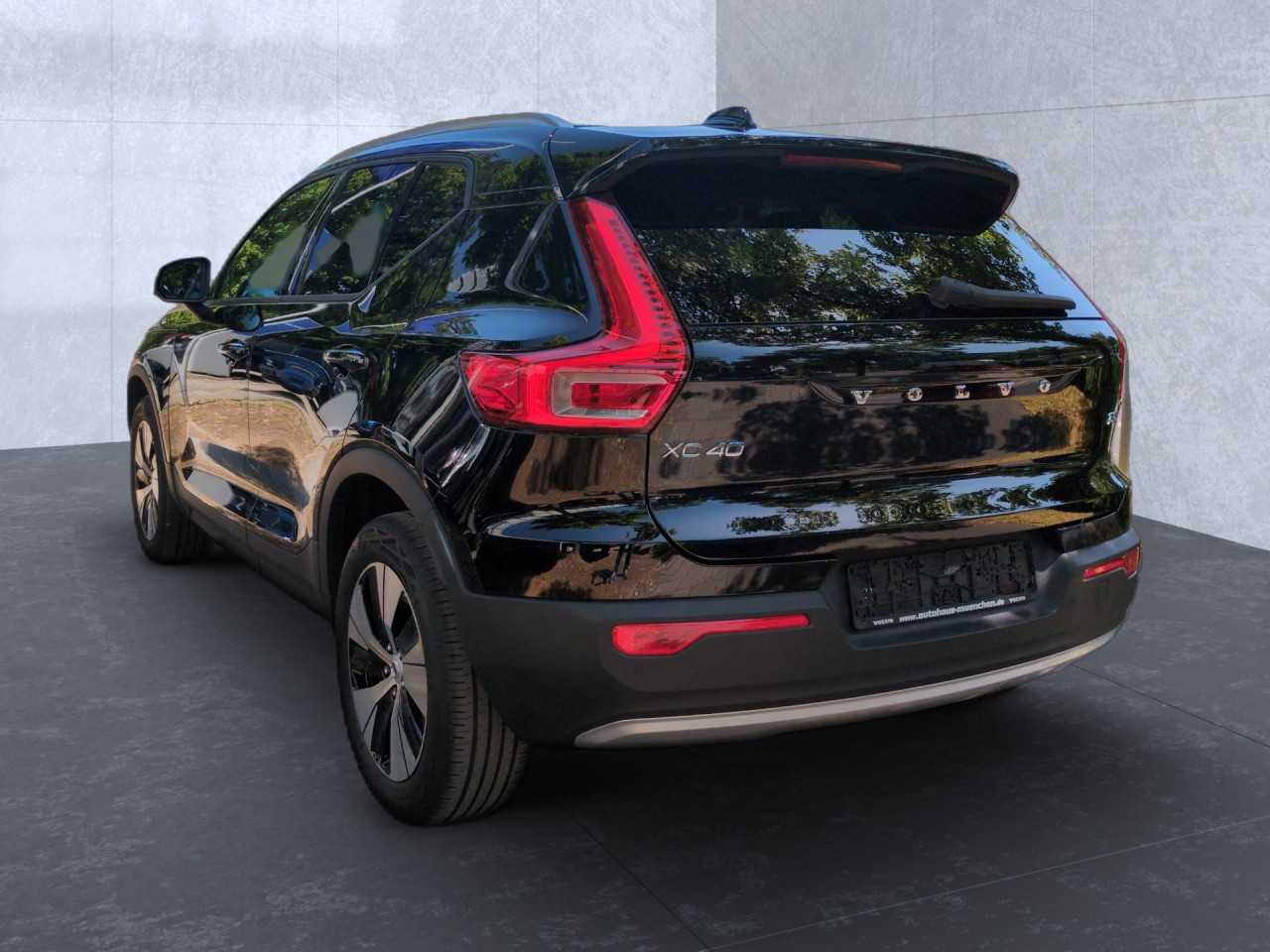Volvo  XC40