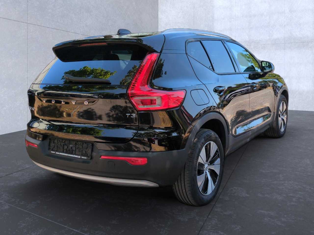 Volvo  XC40