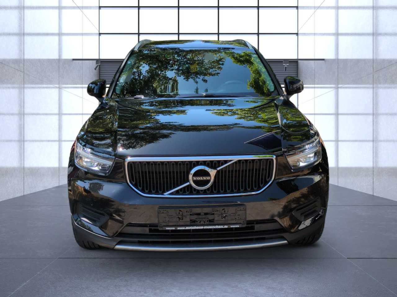 Volvo  XC40
