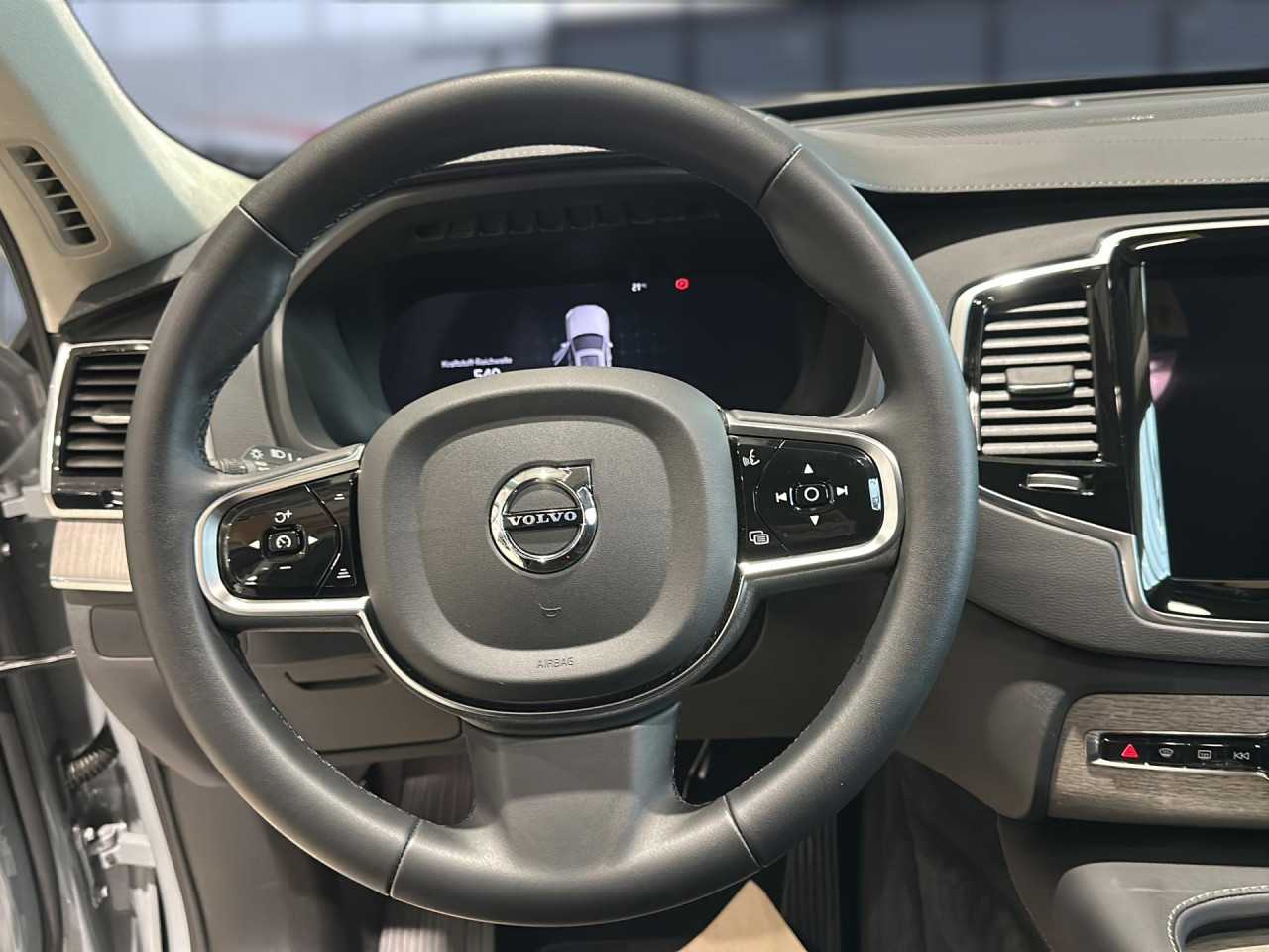 Volvo  XC90