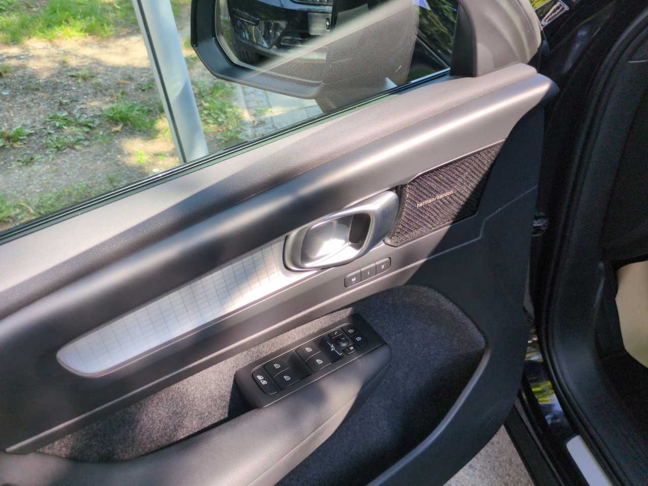 Volvo  XC40