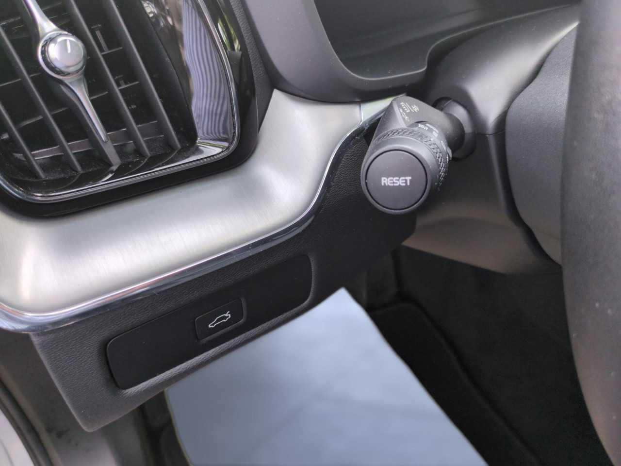 Volvo  XC60