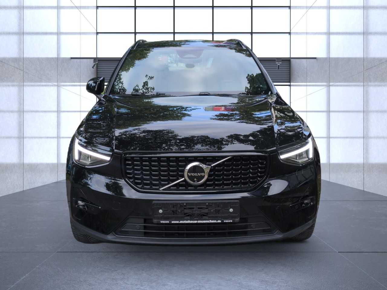 Volvo  XC40