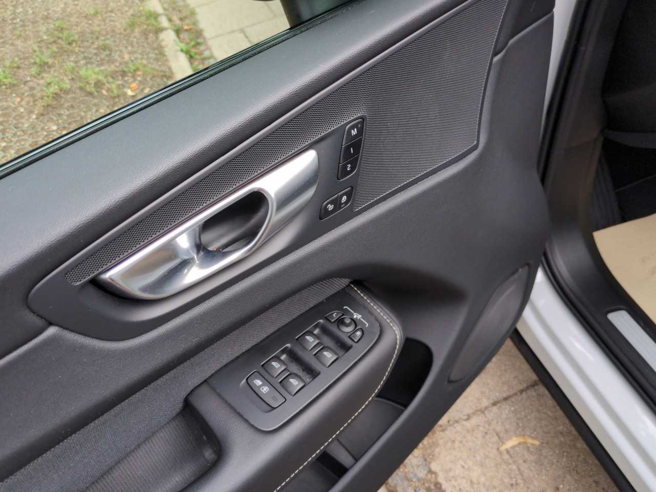 Volvo  XC60