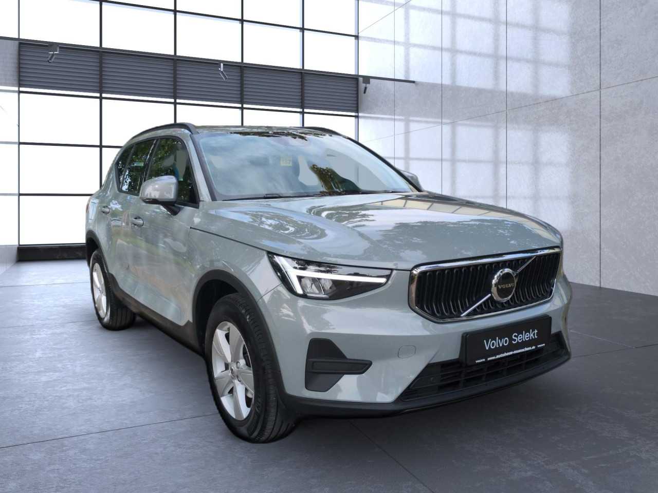 Volvo  XC40