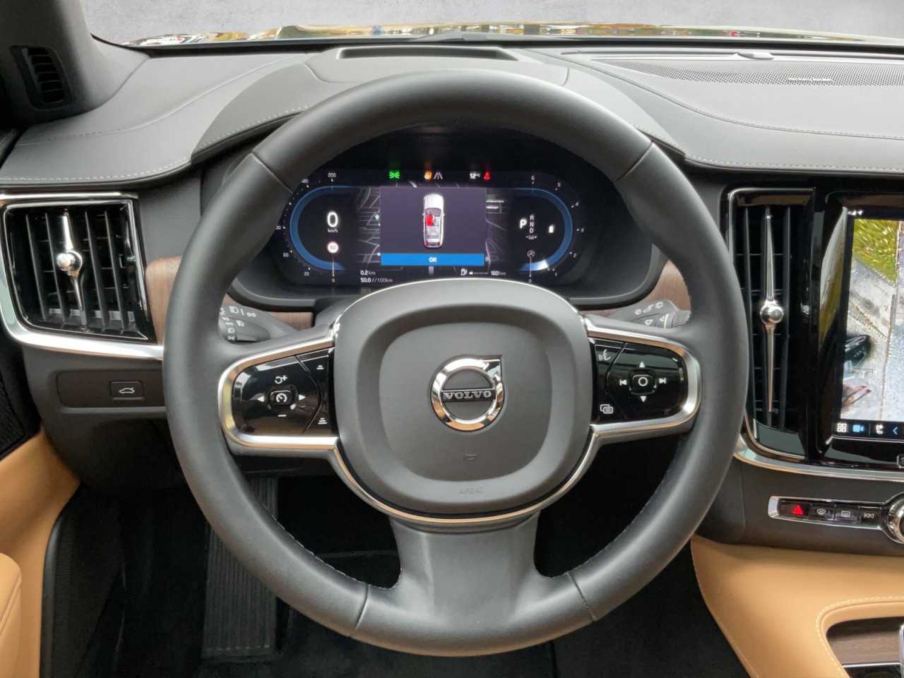 Volvo  V90 Ultimate Bright 360°/Head Up/Massage/Standhzg