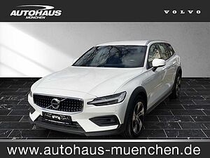 Volvo  V60 CC Pro AWD